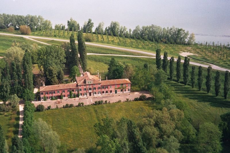Villa Ca'Zen, the 17th-century house on the Po where guests dine ashore