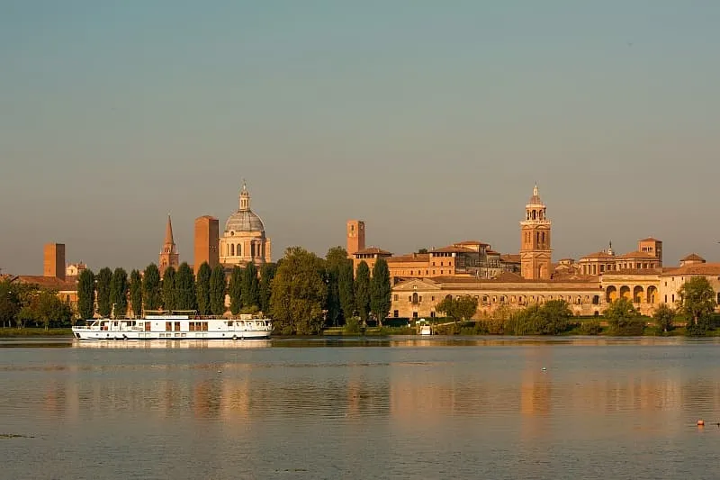 La-Bella-Vita-Cruising-Oct-2019-53
