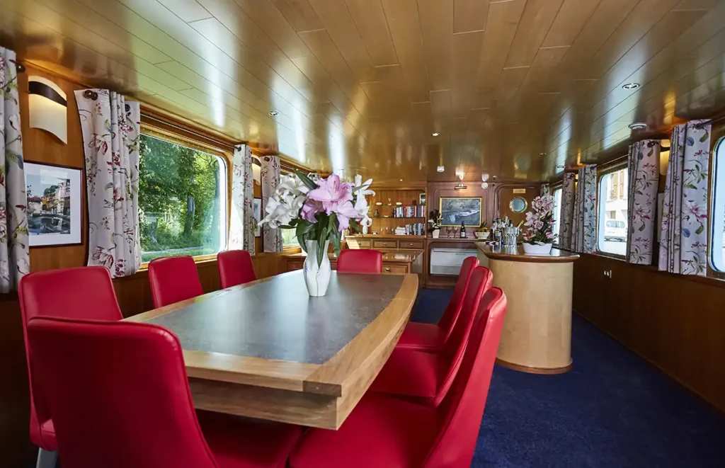 The climate-controlled lounge and dining area