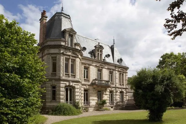 Domaine-Chanson-600x400 (1)