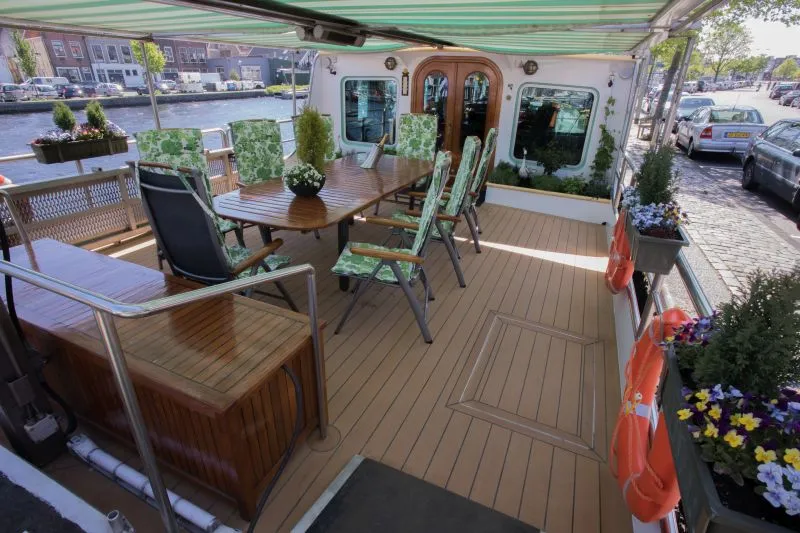 The sun deck of La Nouvelle Etoile with its loungers and spa pool