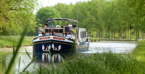 La-Belle-Epoque-Cruising-490