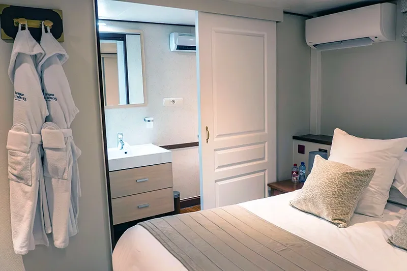 An en-suite junior suite aboard the Panache