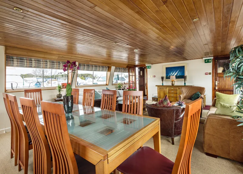The dining area of the Shannon Princess with its panoramic windows
