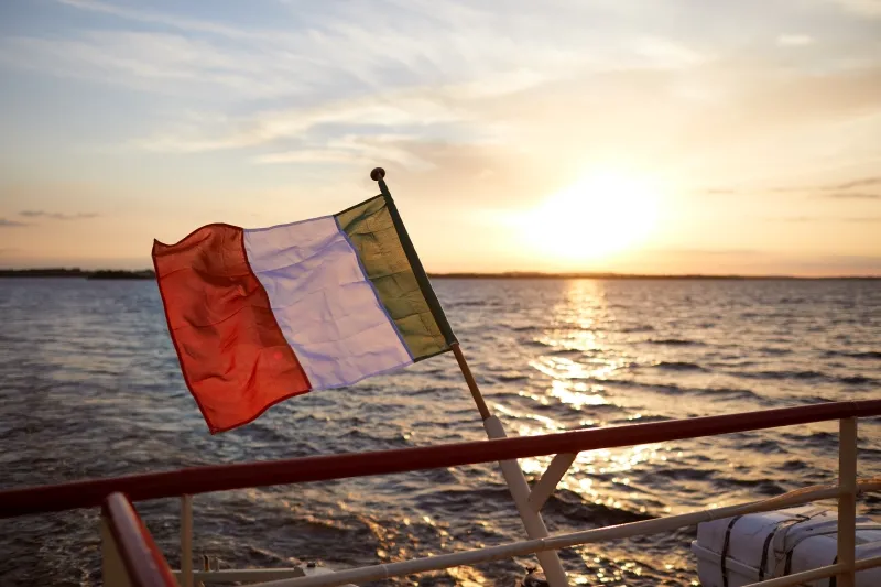The Shannon Princess flying the Irish flag