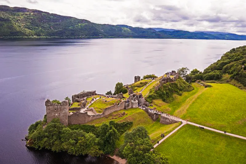Urquhart-Castle-from-Aboves