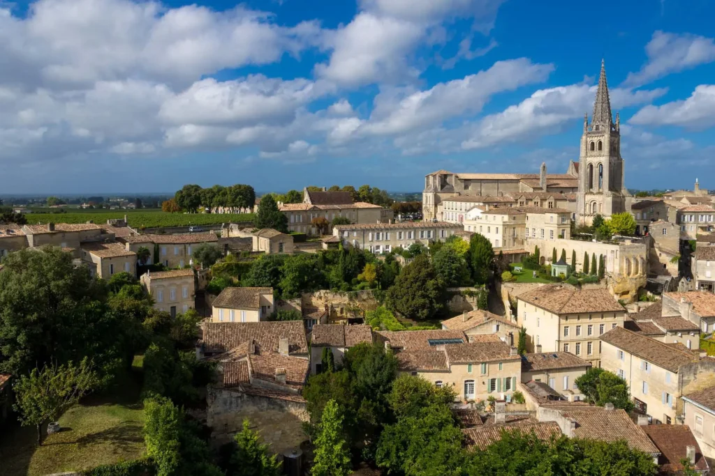 Wine-St-Emilion-Bordeaux-2-1920